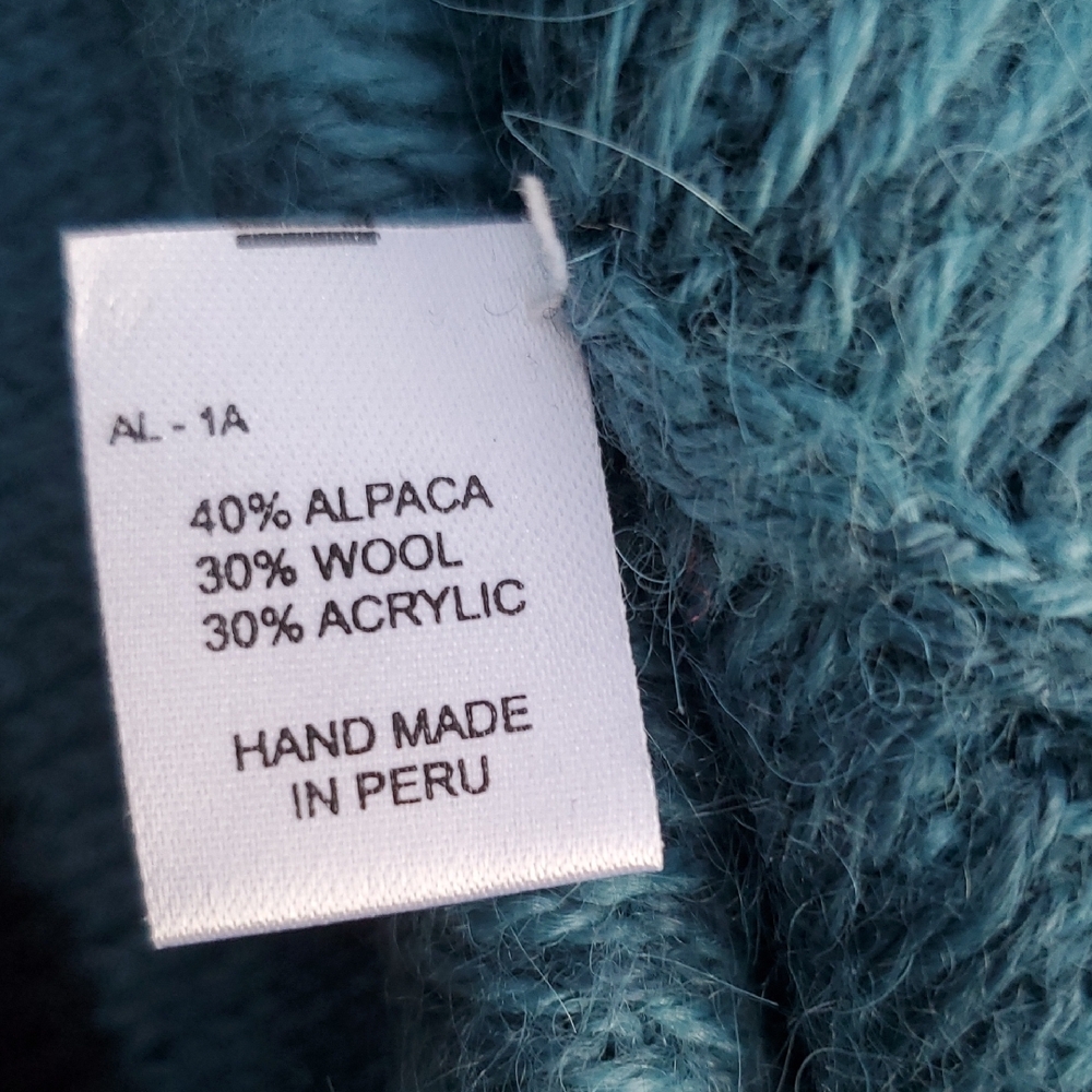 Alpaca Imports Hand Made Snowflake Patterned Button-Up Cardigan Medium - Picture 10 of 12